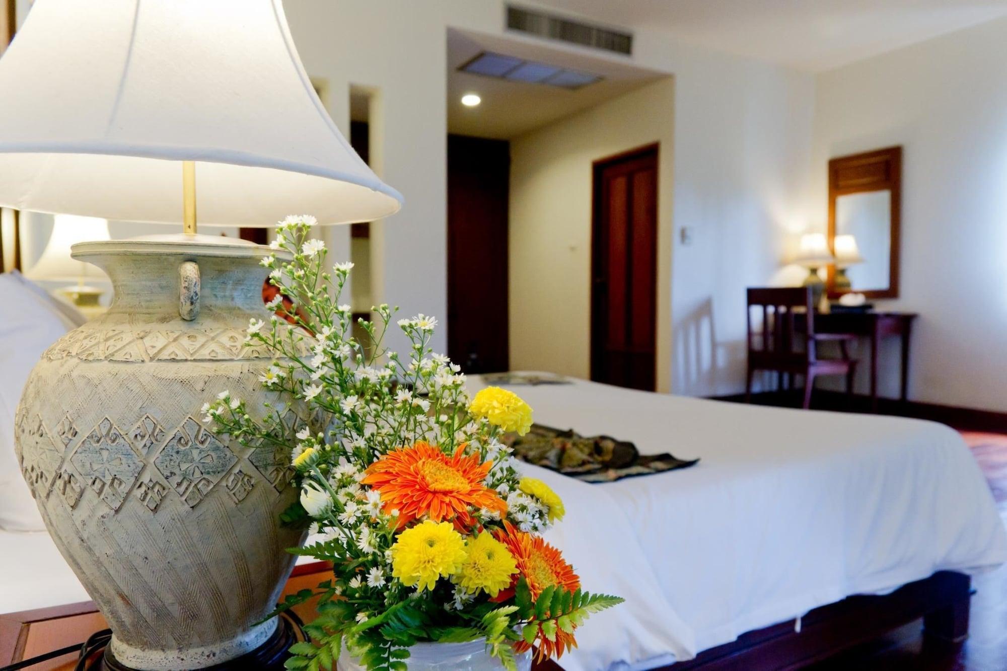 Teak Garden Resort, 4*