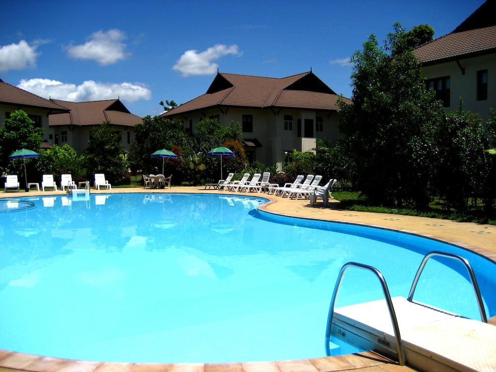 Teak Garden Resort, 4*