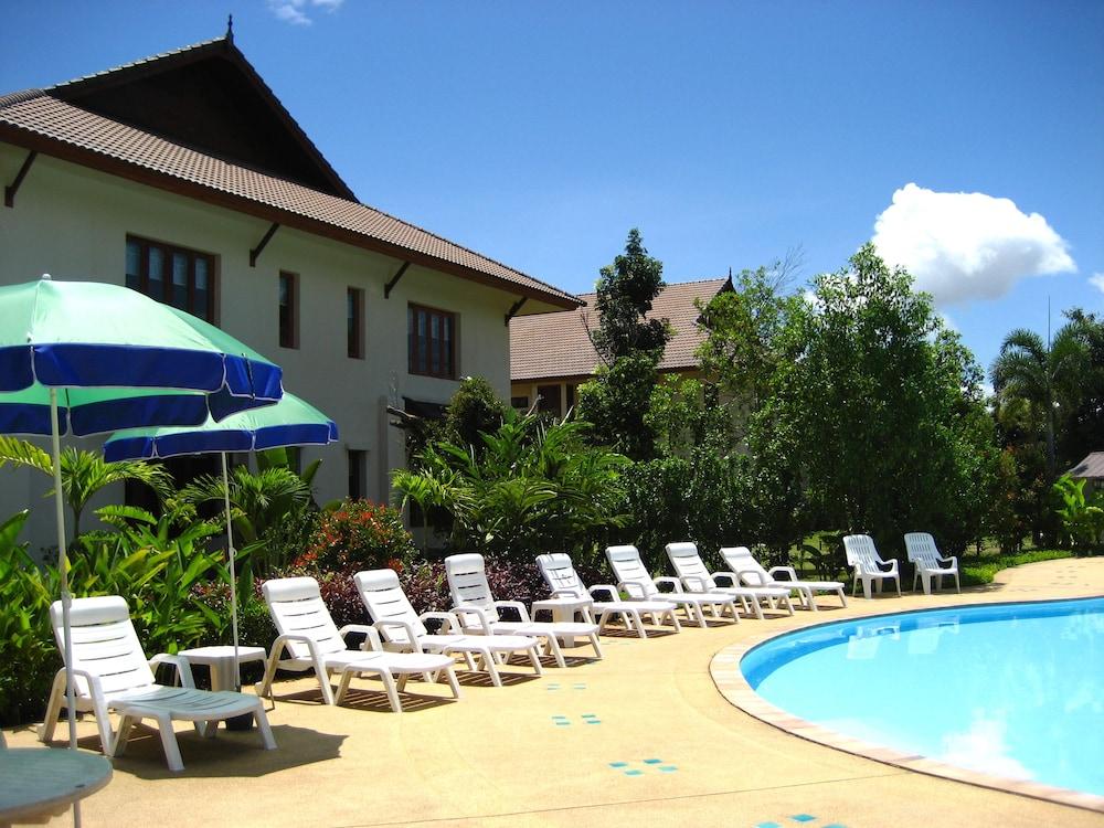 Teak Garden Resort, 4*