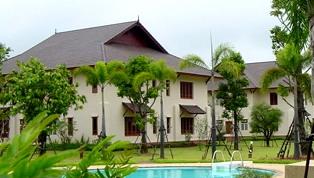 Resor Teak Garden Resort,
